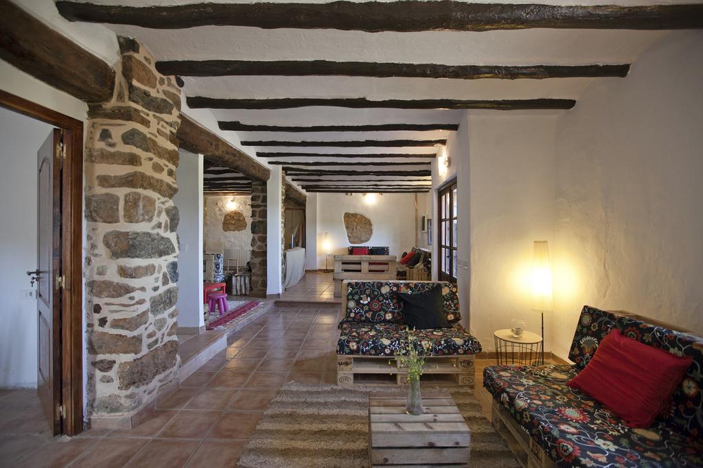 Mas De Leon Guest House Cortes de Arenoso Exterior photo